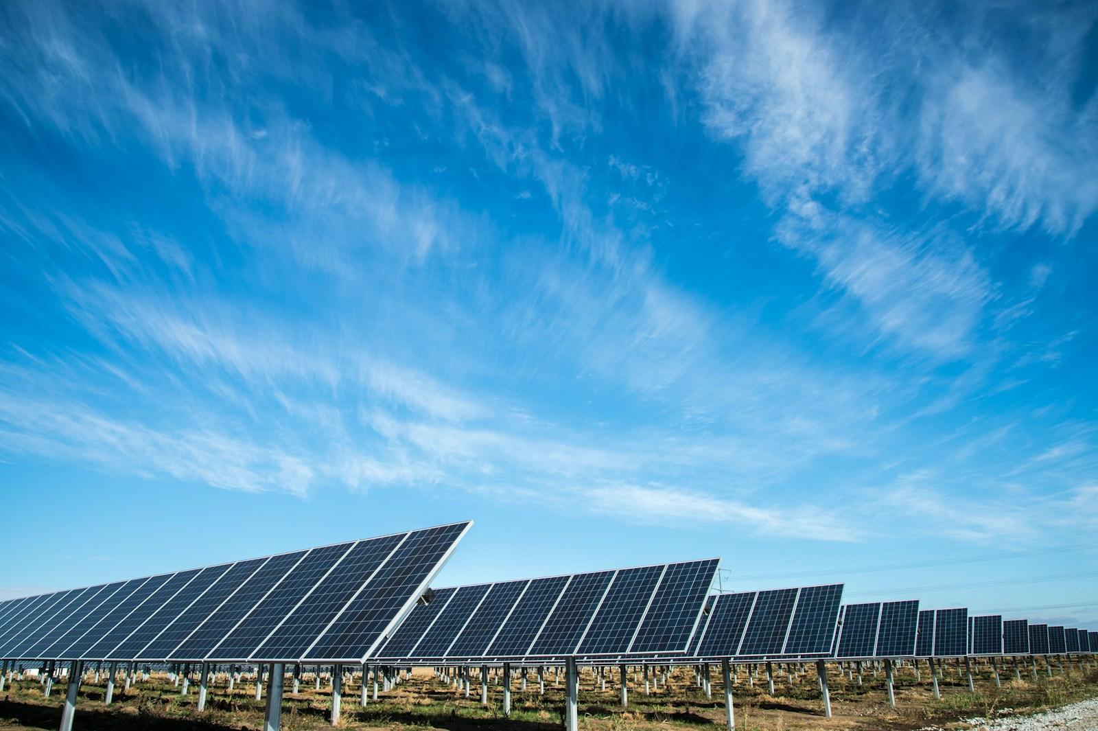 How Community Solar Programs Reduce Utility Costs